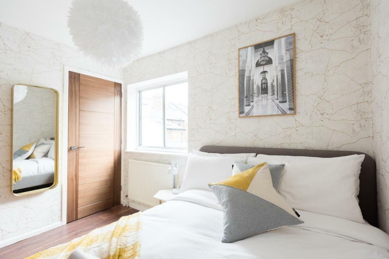 牛津The Century Chalet - Contemporary 2Bdr Townhouse With Parking公寓 外观 照片